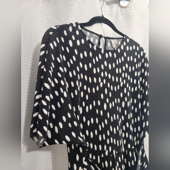 ASOS Polka Dot Plisse Culotte Jumpsuit - Picture 4 of 8